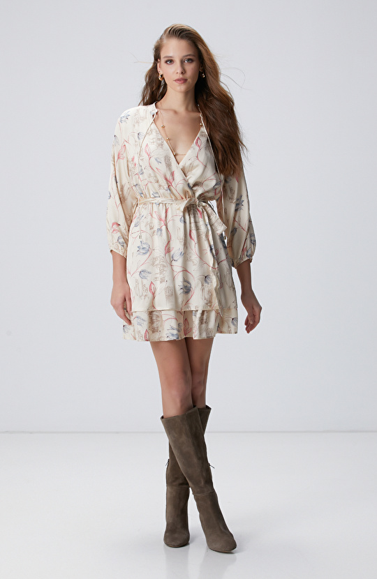 Açık Bej Desenli Mini Elbise