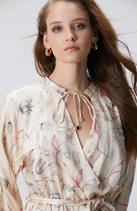 Açık Bej Desenli Mini Elbise