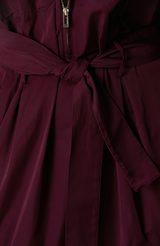 Vişne Midi Kuşaklı Elbise