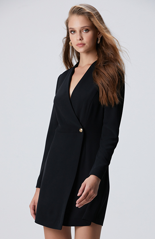 Siyah Aksesuarlı Mini Elbise