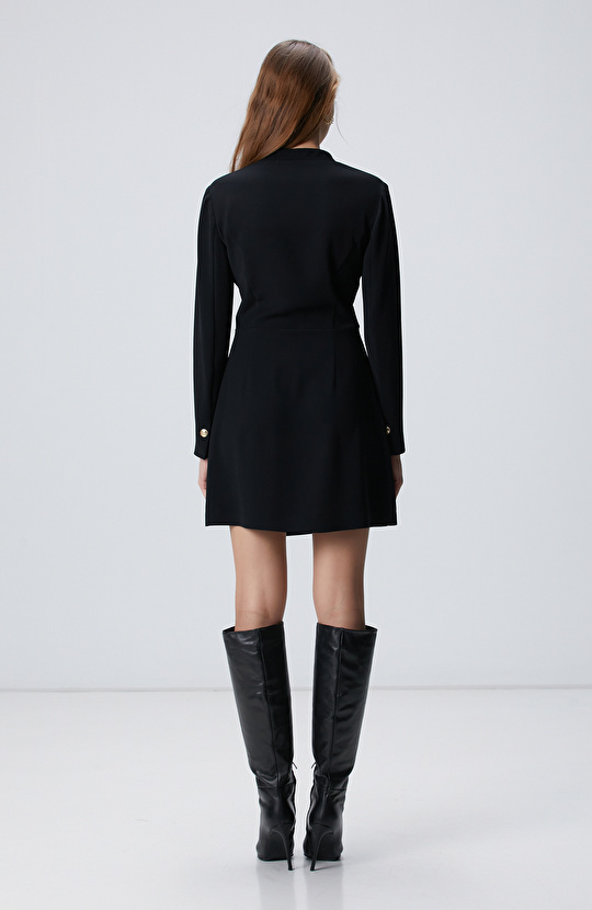 Siyah Aksesuarlı Mini Elbise