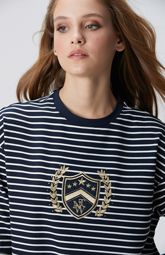 Lacivert Beyaz Dokuma Garnili Sweatshirt