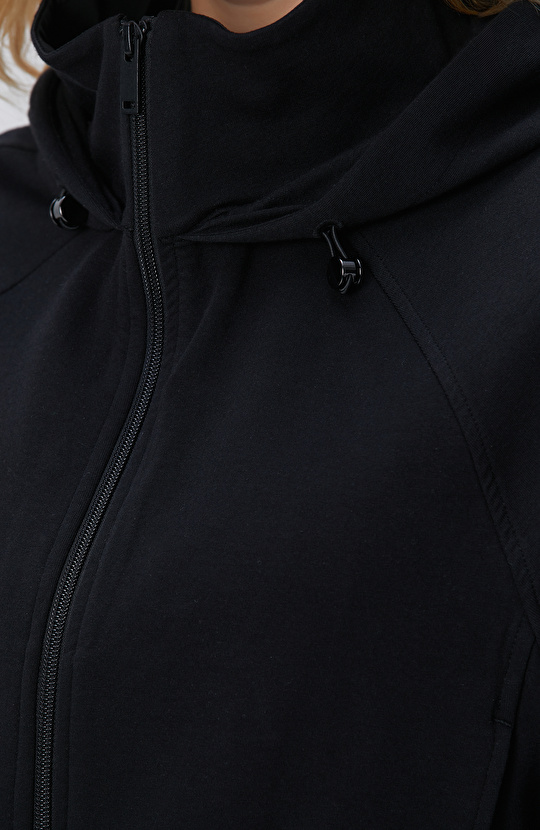 N-Tech Siyah Crop Sweatshirt