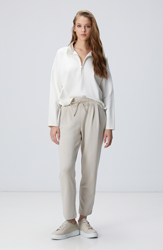 N-Tech Kırık Beyaz Sweatshirt