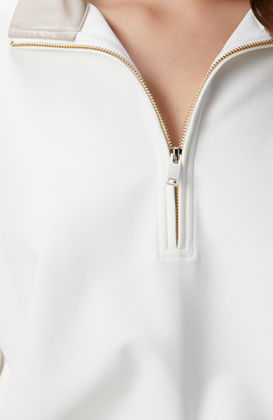 N-Tech Kırık Beyaz Sweatshirt