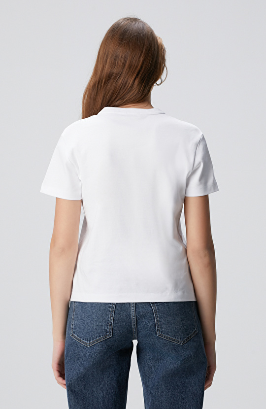 Kırık Beyaz Basic T-shirt