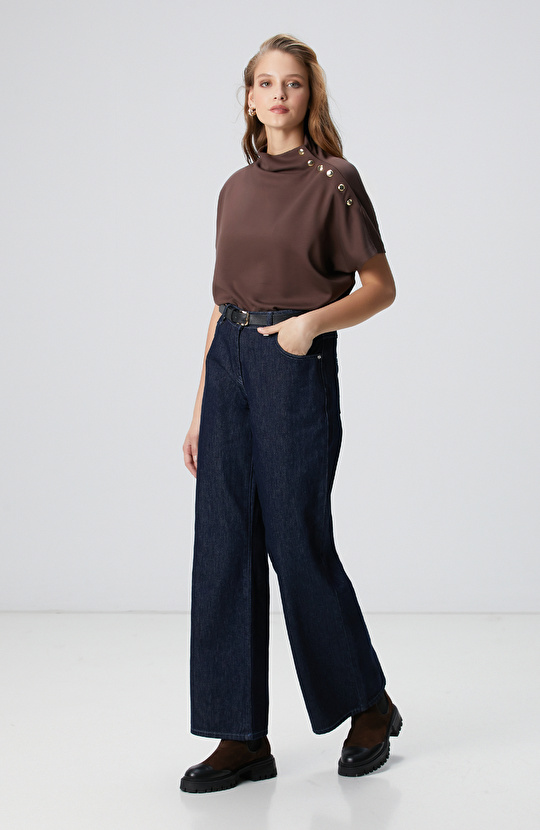 Acı Kahve Çıtçıt Detaylı T-shirt