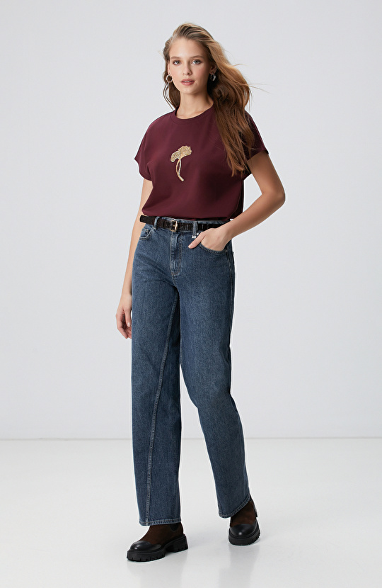 Bordo Çiçek Taş İşlemeli T-shirt