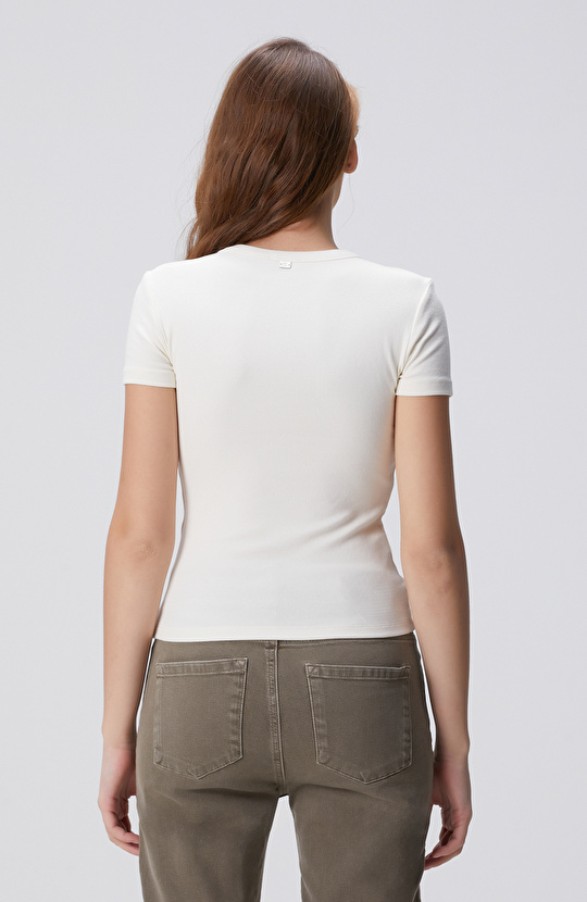 Kırık Beyaz T-shirt