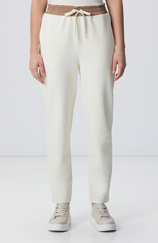 N-Tech Kırık Beyaz Dokuma Garnili Örme Eşofman