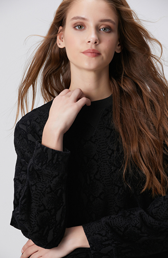 Siyah Baskılı Sweatshirt