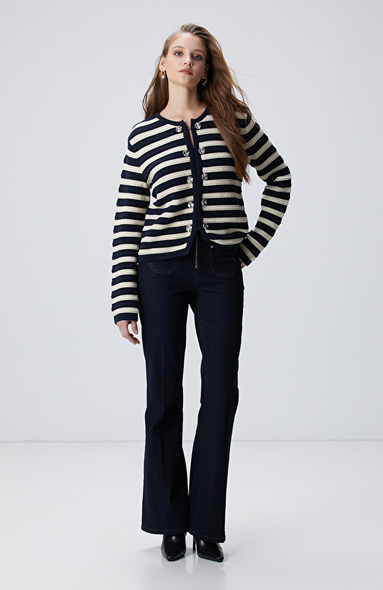 Lacivert Kırık Beyaz Triko Ceket