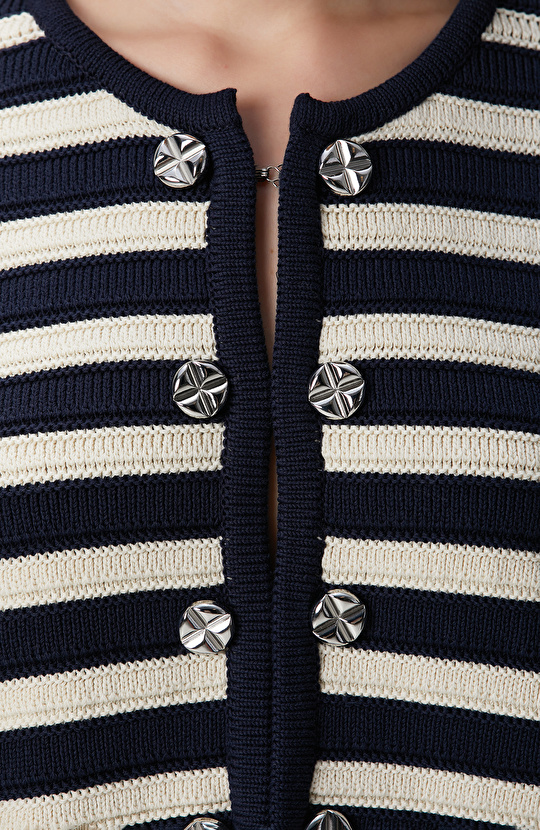 Lacivert Kırık Beyaz Triko Ceket