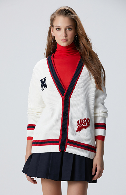 Beyaz Patchli Renkli Ribanalı Hırka