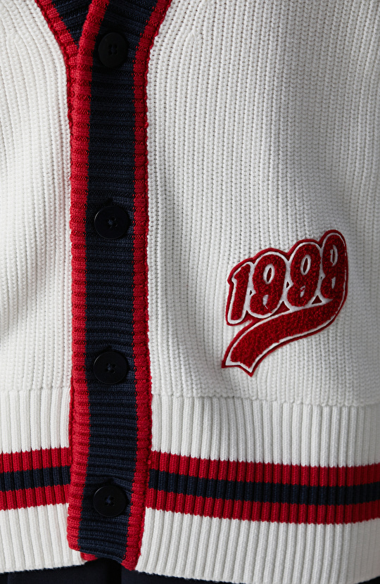 Beyaz Patchli Renkli Ribanalı Hırka