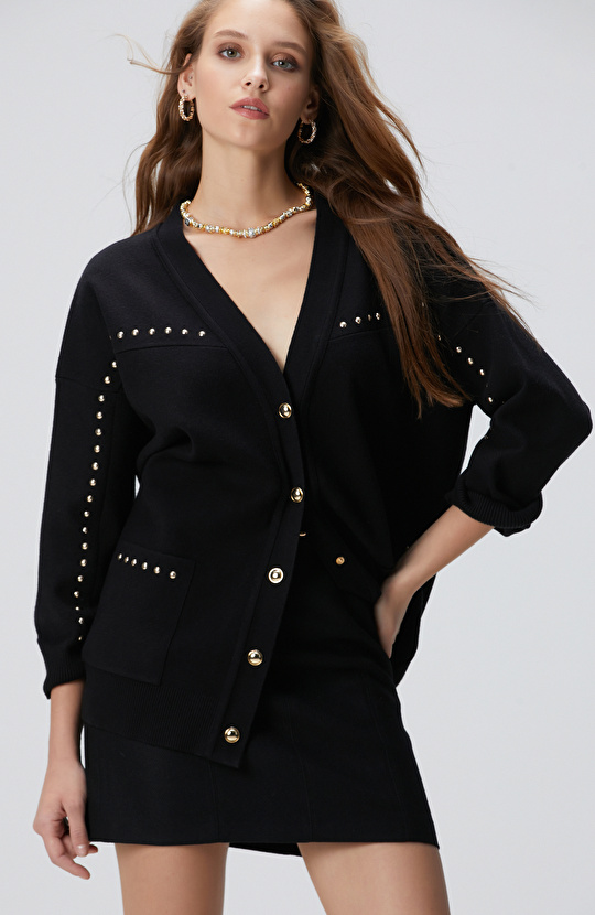 Siyah Trok Detaylı Hırka