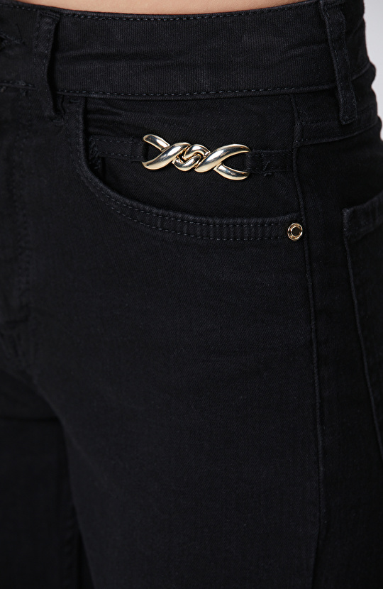 Black Accessory Flare Fit Denim Pants