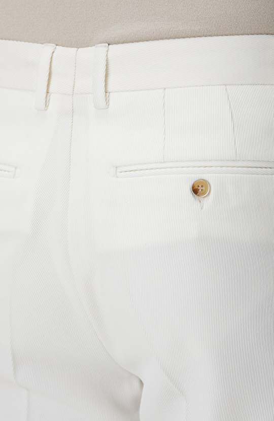 Kırık Beyaz Yün Karışımlı Pantolon