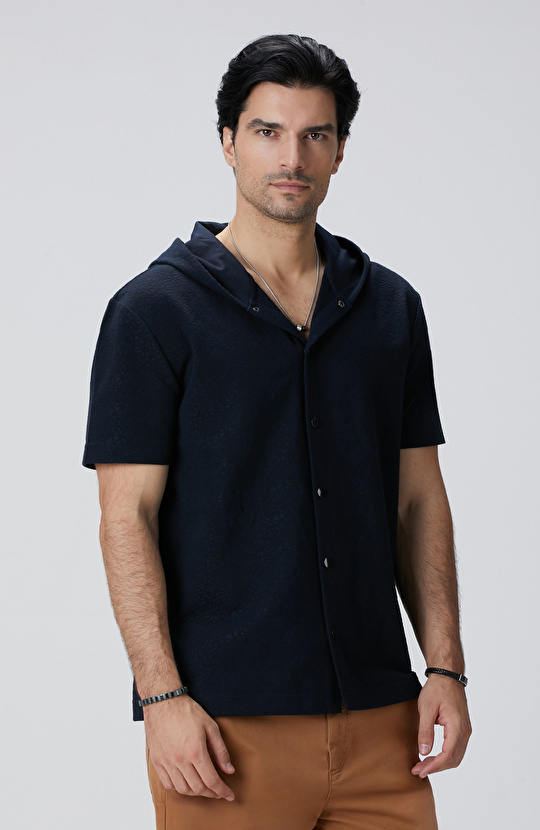 Siyah Jakarlı Gömlek