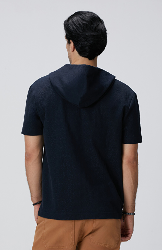 Siyah Jakarlı Gömlek