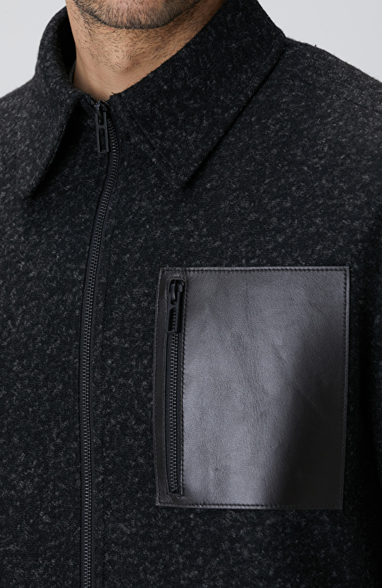 Siyah Yün Karışımlı Deri Cep Detaylı Mont