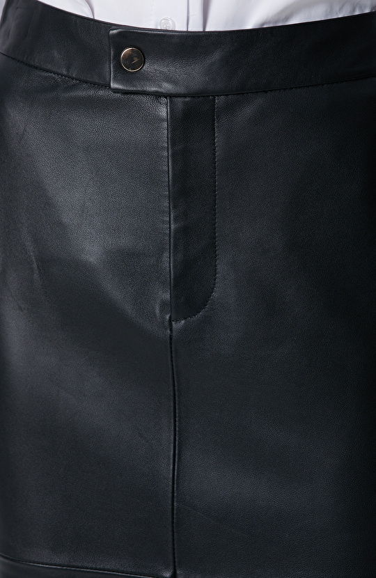 Siyah Midi Deri Etek