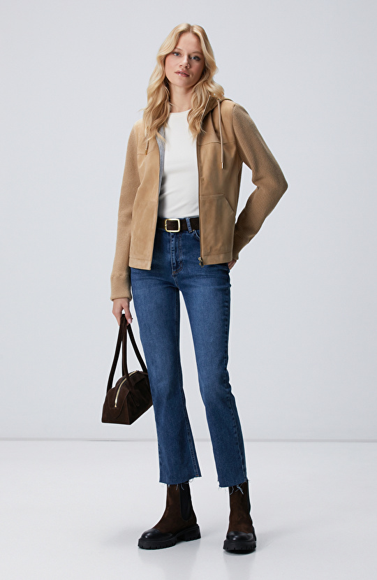 Bej Kapüşonlu Triko Detaylı Süet Deri Mont