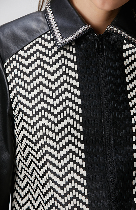 Limited Siyah Beyaz Örgü Detaylı Deri Mont