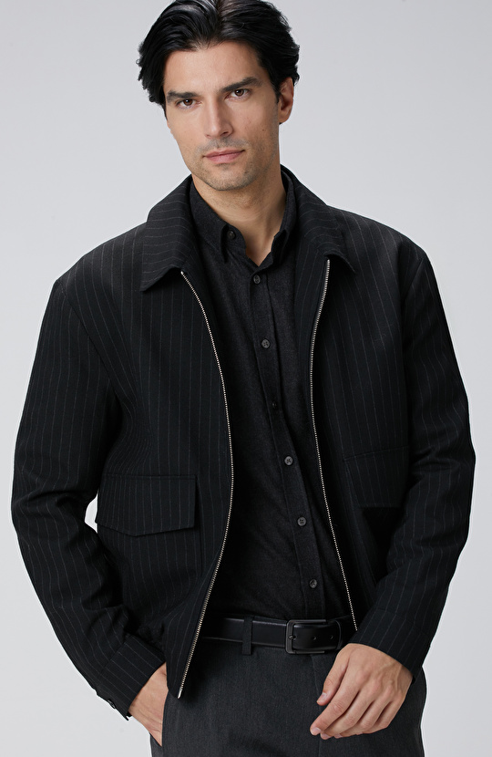 Siyah Çizgili Yün Mont