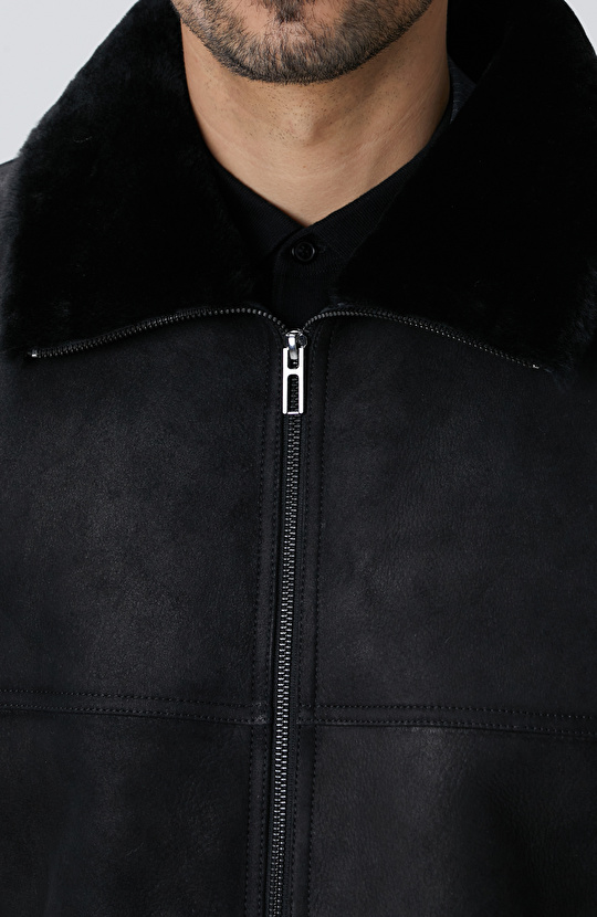 Siyah İçi Kürklü Deri Mont