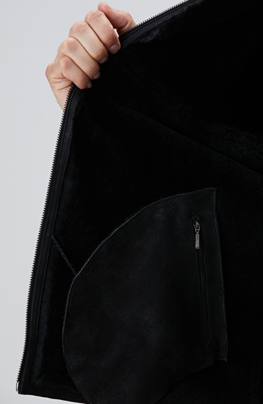 Siyah İçi Kürklü Deri Mont