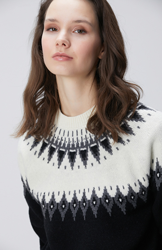 Siyah Desenli Yün Karışımlı Kazak