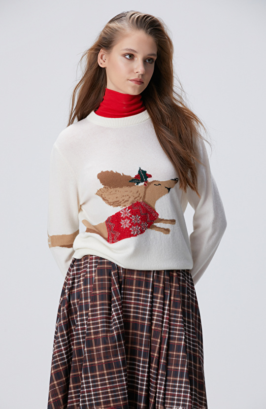 Kırık Beyaz Triko Kazak