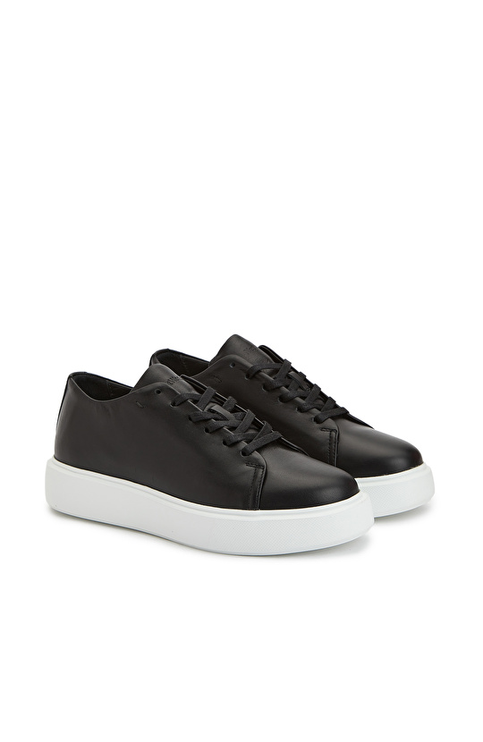 Siyah Kadın Deri Sneaker