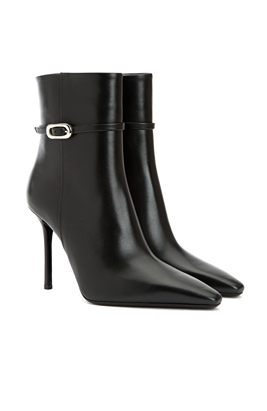 Siyah Kadın Toka Detaylı Deri Bot