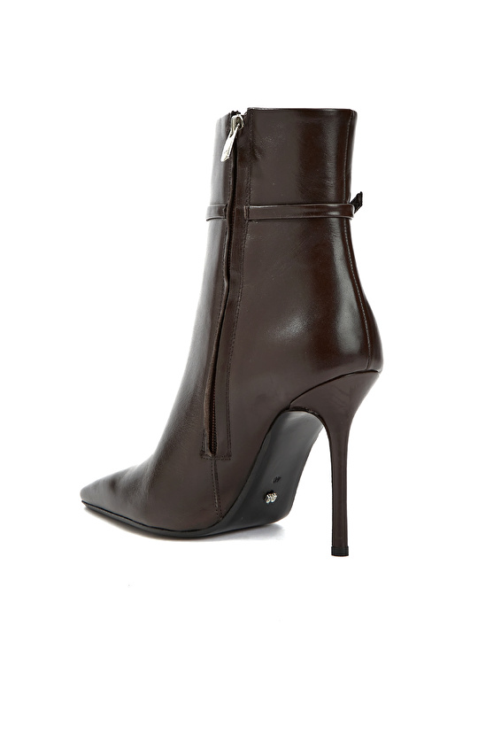 Kahverengi Kadın Toka Detaylı Bot