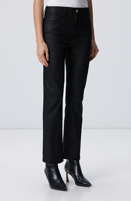 Siyah Kaplama Casual Pantolon