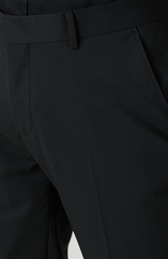 Siyah Diyagonal Yün Karışımlı Takım Elbise