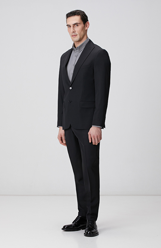 Siyah Piklapel Yaka Yün Takım Elbise