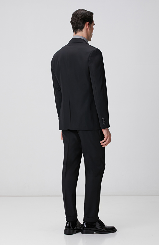 Siyah Piklapel Yaka Yün Takım Elbise