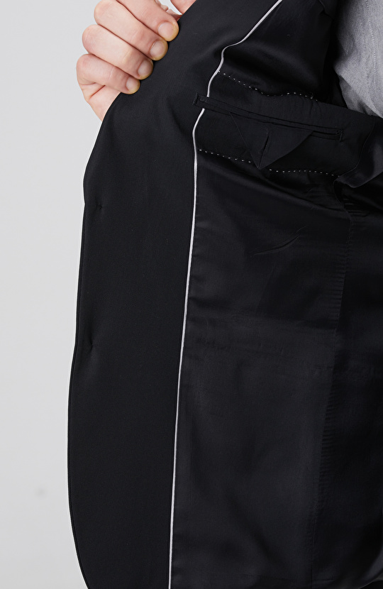 Siyah Piklapel Yaka Yün Takım Elbise