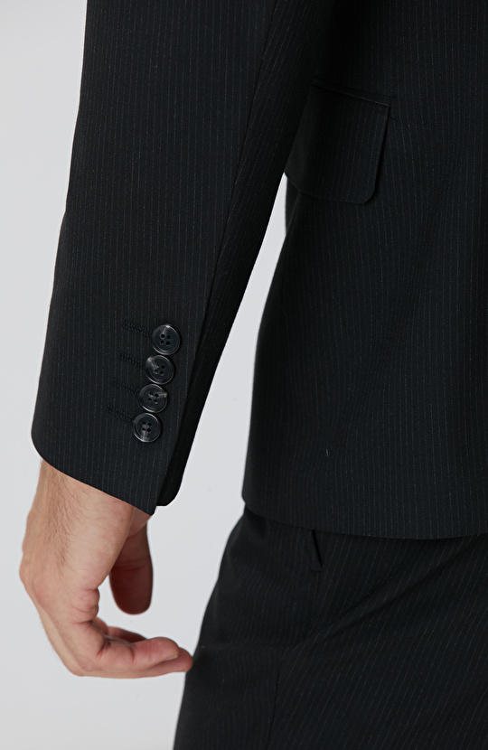 Slim Fit Siyah Çizgili Piklapel Yaka Takım Elbise