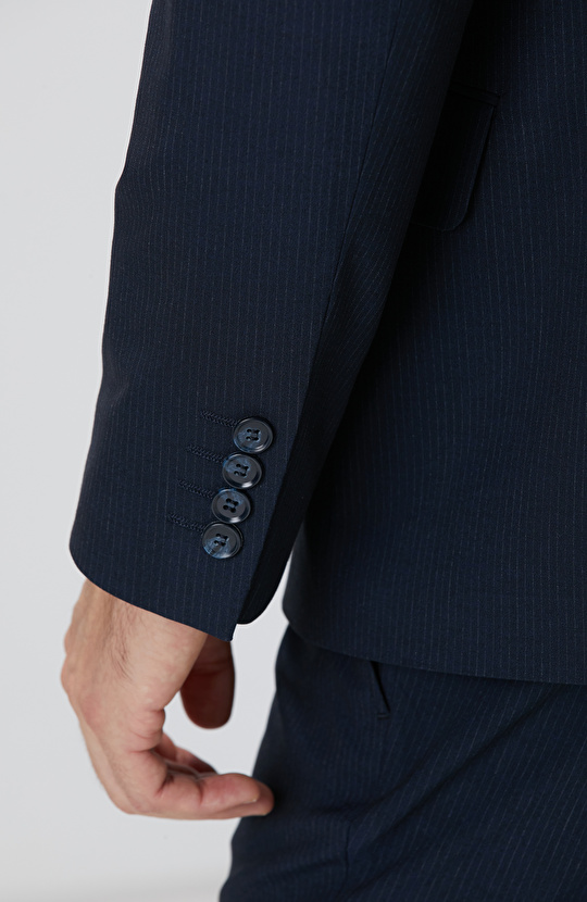 Slim Fit Lacivert Çizgili Piklapel Yaka Takım