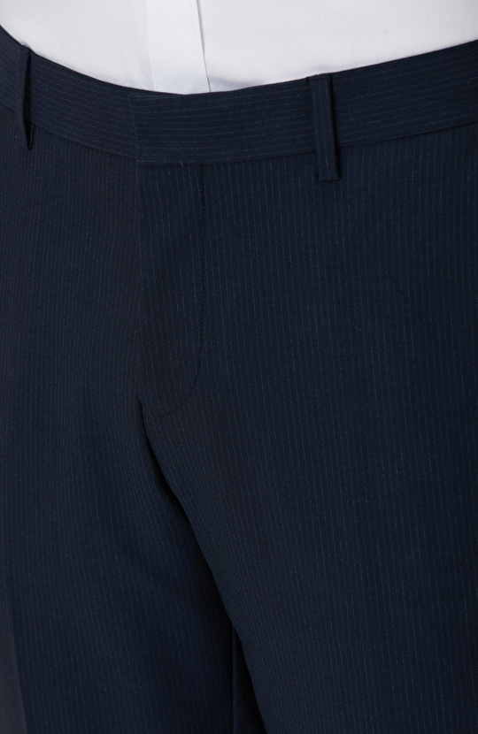 Slim Fit Lacivert Çizgili Piklapel Yaka Takım