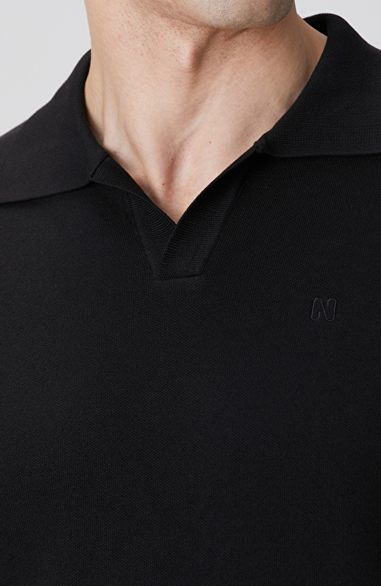 Siyah Kısa V Polo Yaka Kazak