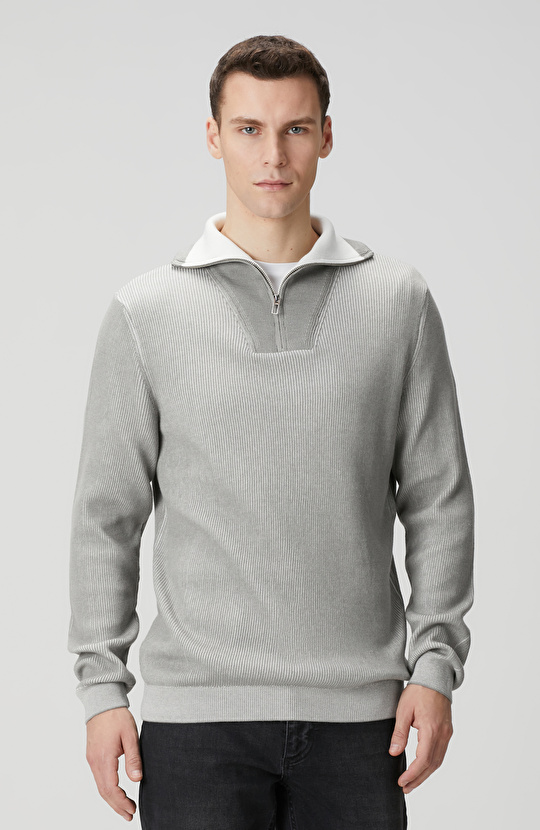 Açık Gri Dik Yaka Çift Renk Kazak