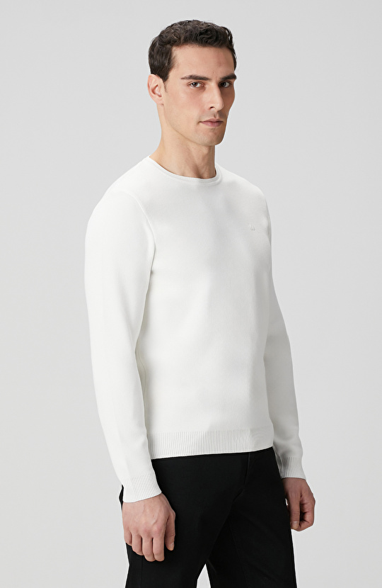 Kırık Beyaz Örgü Kazak