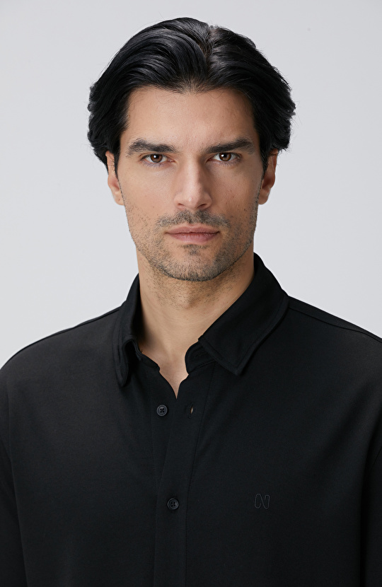 Siyah Uzun Kollu Örme Gömlek