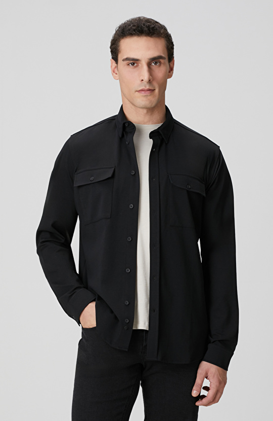 Siyah Gömlek Siyah Gömlek