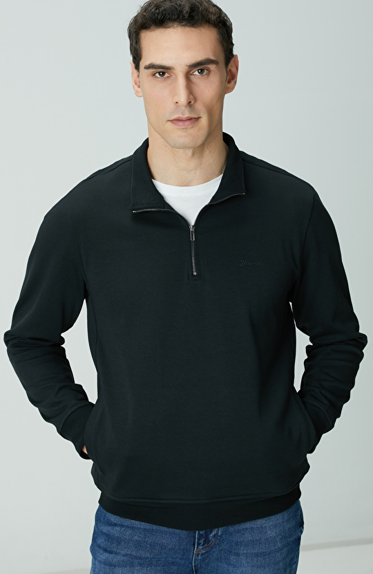 Siyah Fermuarlı Sweatshirt
